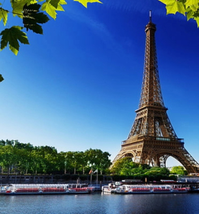 Toronto CN Tower and skyline